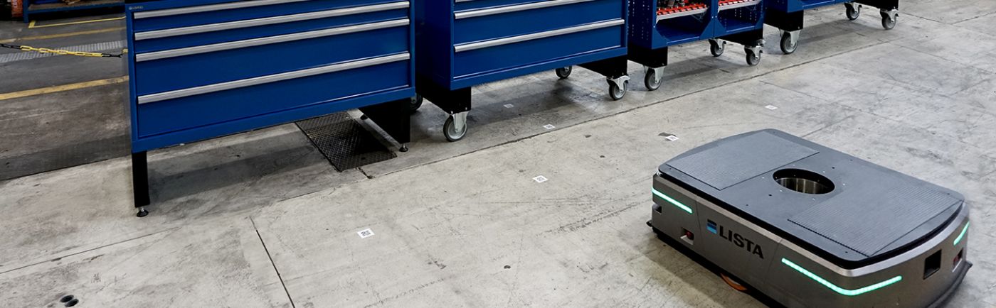 Storage lifts and automated guided vehicles (AGVs)