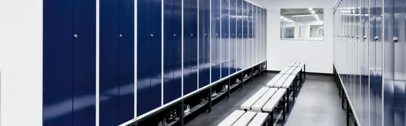 Garderobenschrank
